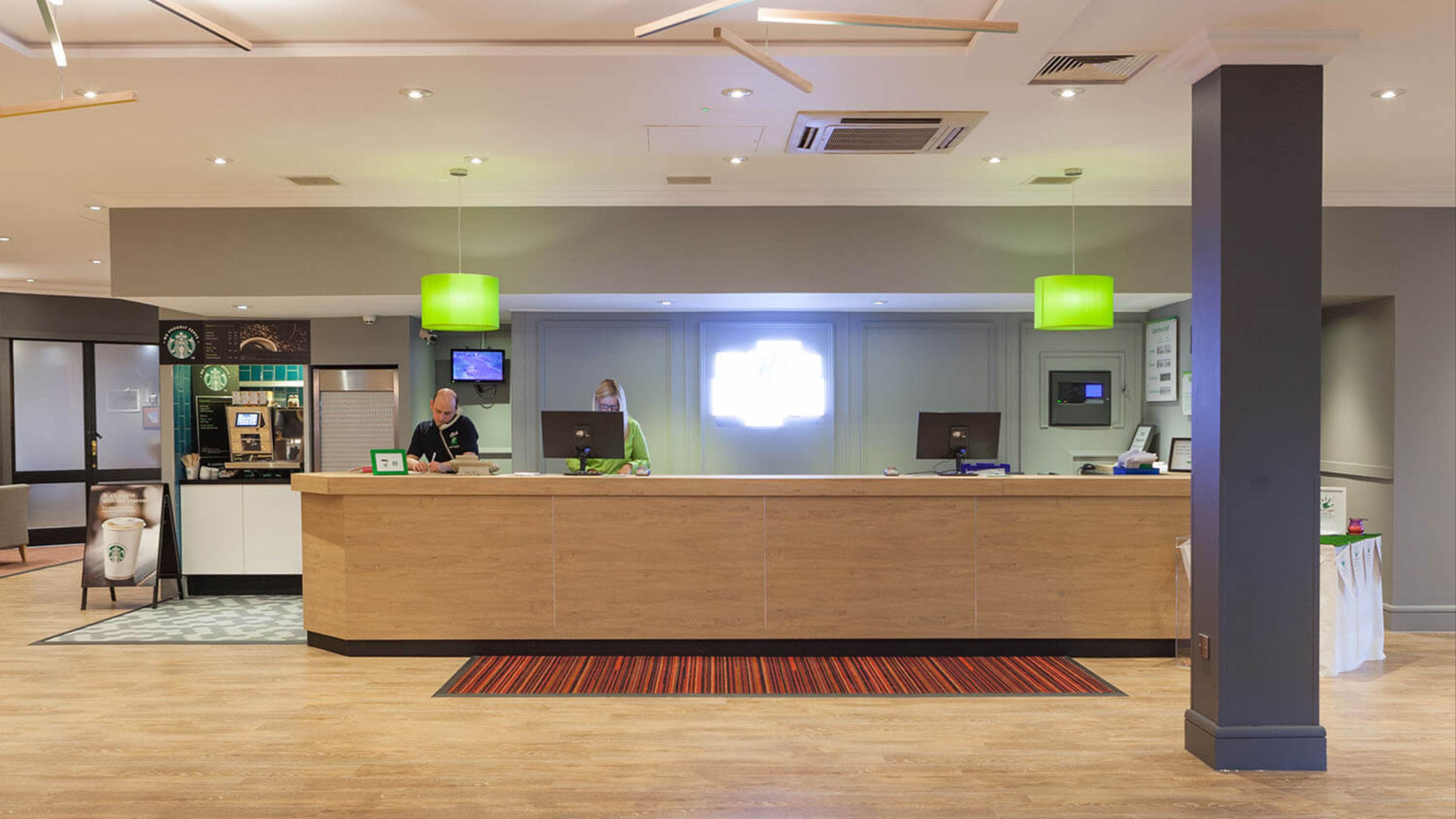 Holiday Inn Runcorn M56 Junction 12 By Ihg Exteriör bild