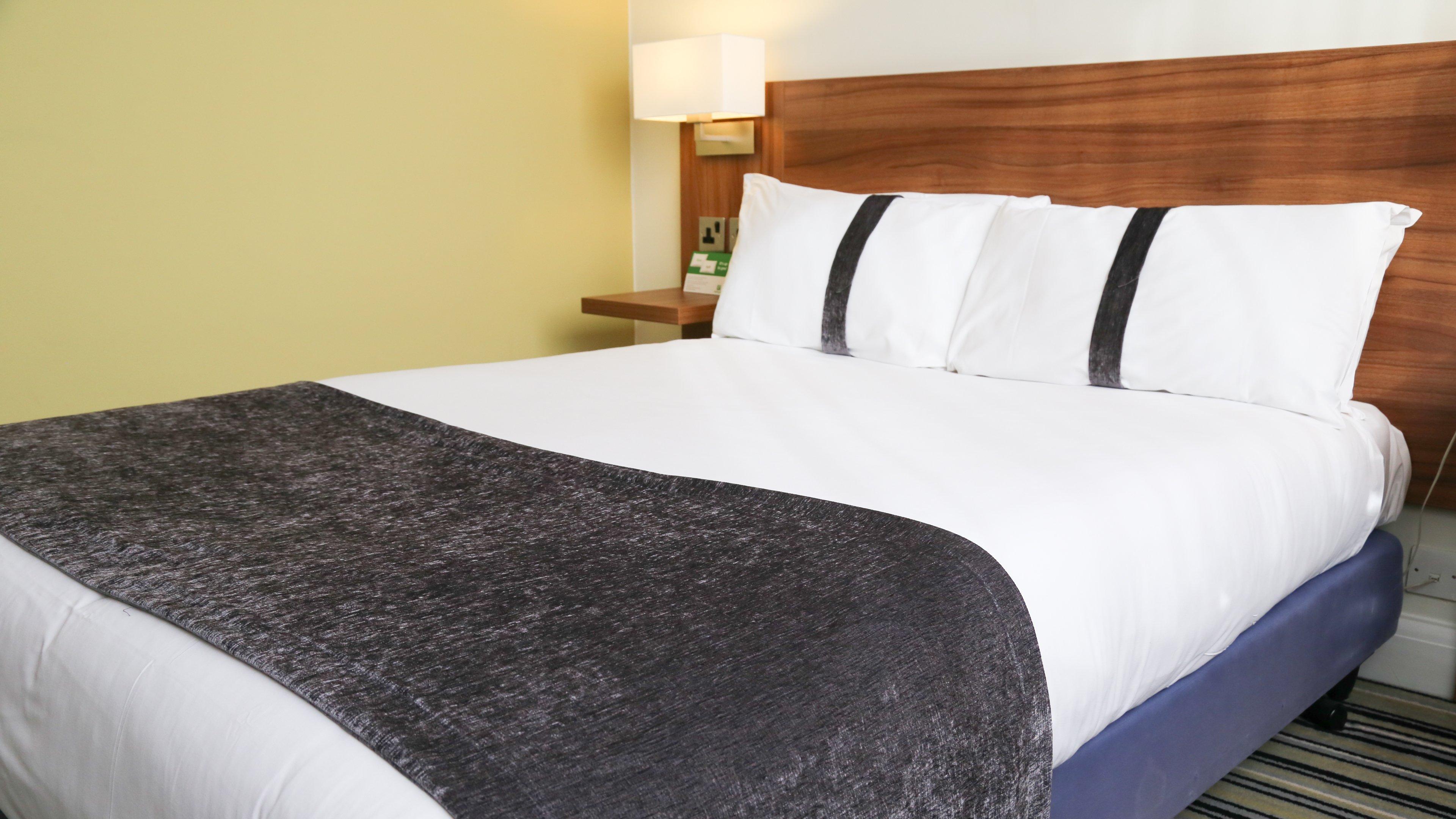 Holiday Inn Runcorn M56 Junction 12 By Ihg Exteriör bild