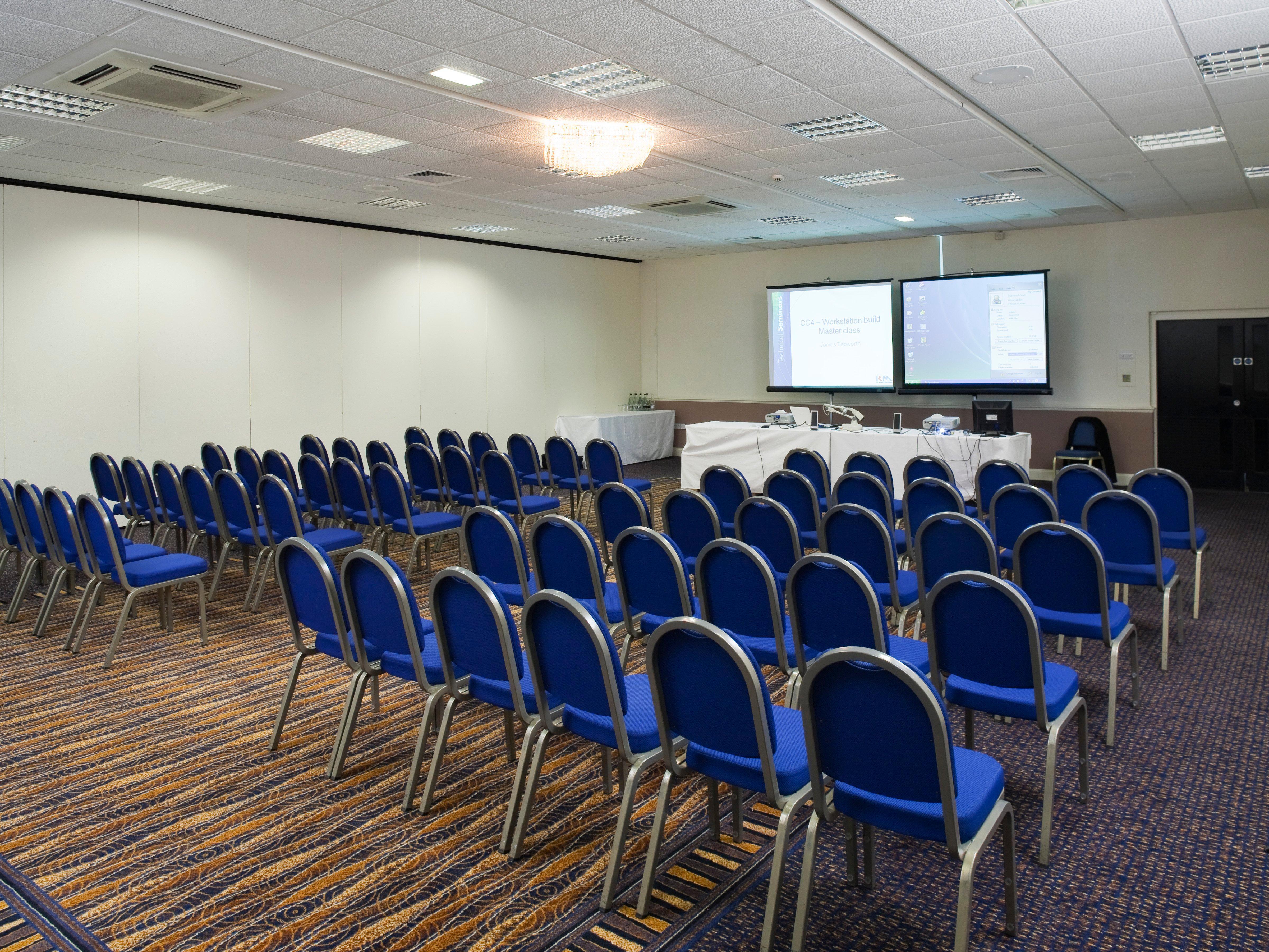 Holiday Inn Runcorn M56 Junction 12 By Ihg Exteriör bild