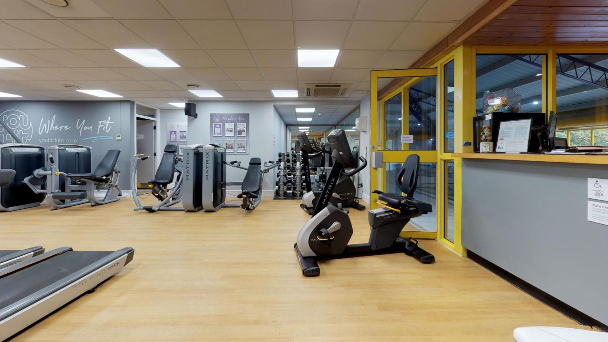 Holiday Inn Runcorn M56 Junction 12 By Ihg Exteriör bild
